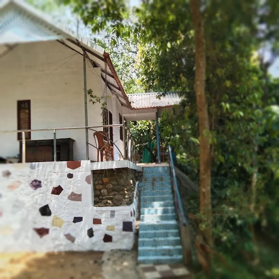 Munnar Green Portico Cottage Resort